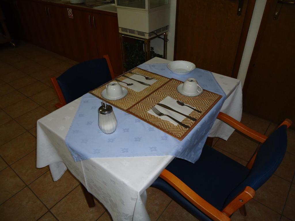 Pansion Antonio Bed & Breakfast Slavonski Brod Exterior photo