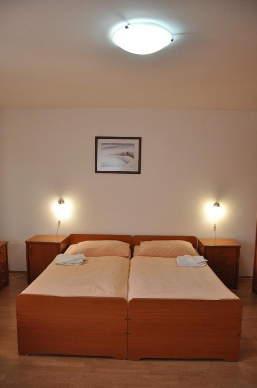 Pansion Antonio Bed & Breakfast Slavonski Brod Exterior photo